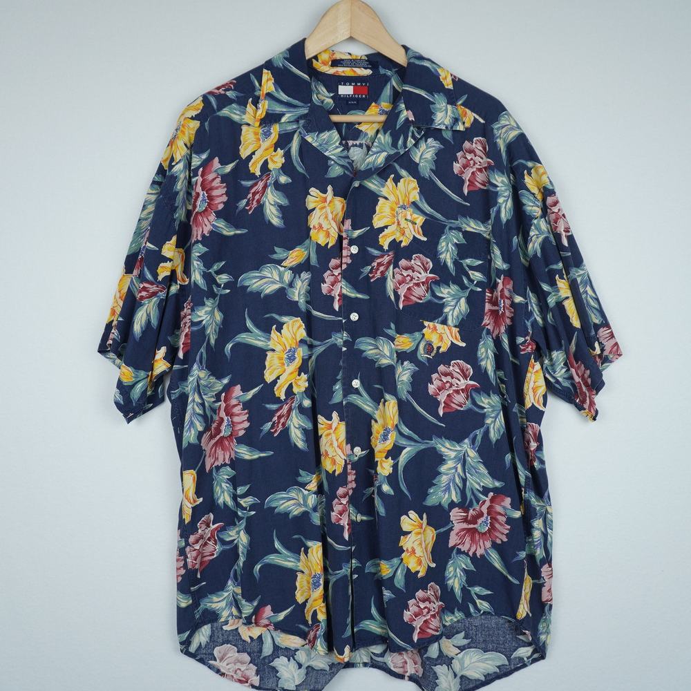Vintage Tommy Hilfiger Floral Short Sleeve Shirt Size‎ Med
